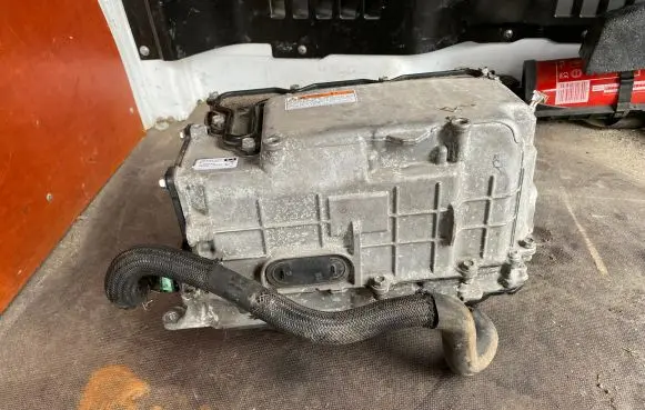 Toyota Auris E180 Voltage converter inverter G920076030