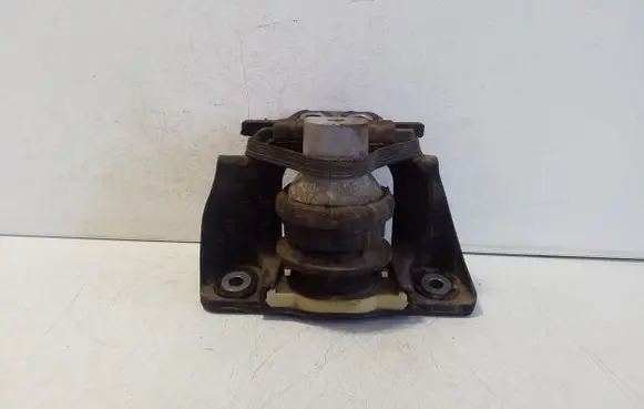 Volvo XC60 Engine mount bracket 31686885