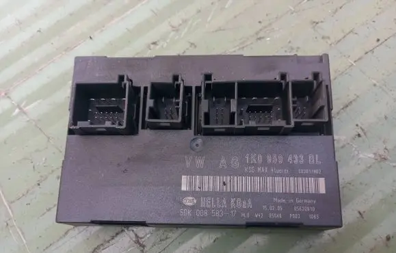 Volkswagen Touran I Comfort/convenience module 1K0959433BL 5DK00858317 05620810