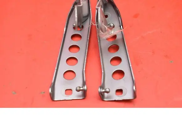 Audi A8 S8 D4 4H Engine bonnet/hood hinges 4H0823302D