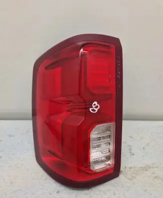 Chevrolet Silverado Rear/tail lights