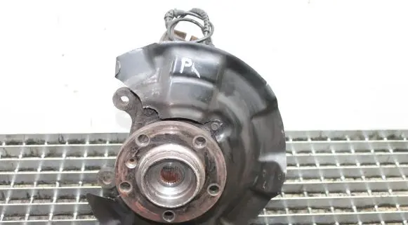 Mini Cooper Countryman R60 Front wheel hub
