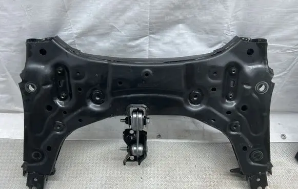 Renault Clio V Front subframe 544017562R 24B020C2175