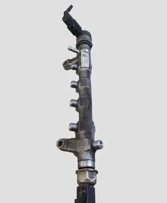 Volkswagen PASSAT B7 Fuel main line pipe 03L130089J 057130764AB