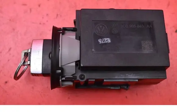 Volkswagen PASSAT CC Ignition lock 3C0905843AA