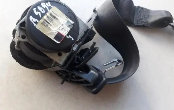 Toyota Avensis T270 Middle seatbelt (rear) 7336005180 73360-05180