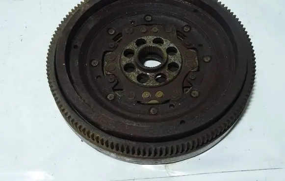 Volkswagen Golf IV Dual mass flywheel 06J105266P