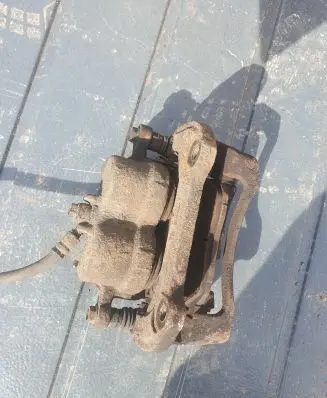 Hyundai Santa Fe Front brake caliper