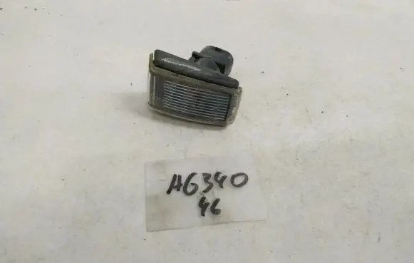 Volvo S40, V40 Front fender indicator light