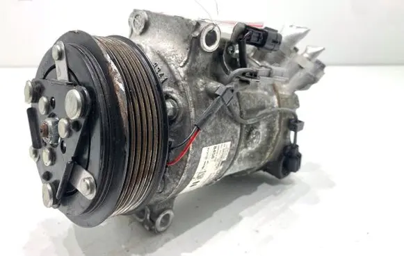 Nissan Qashqai J12 Air conditioning (A/C) compressor (pump) 926006UB0A