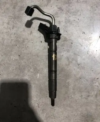 Fuel injector