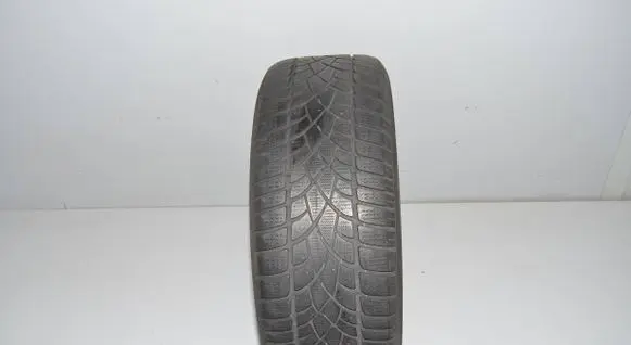 BMW 5 F10 F11 R18 winter tire 