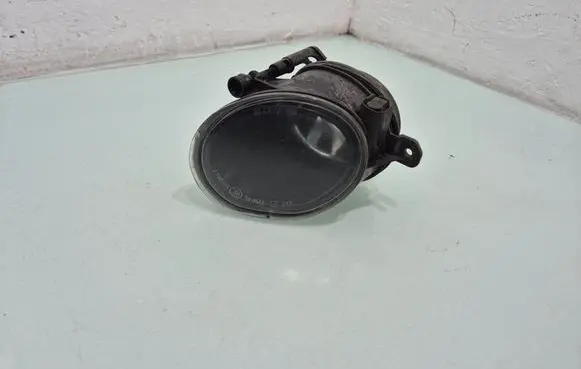 Volvo V50 Front fog light 0305085002