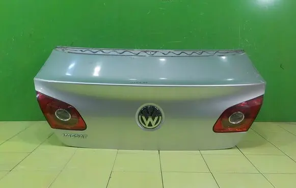 Volkswagen PASSAT CC Tailgate/trunk/boot lid 17AB81 205A86E8B3B04FDBB3