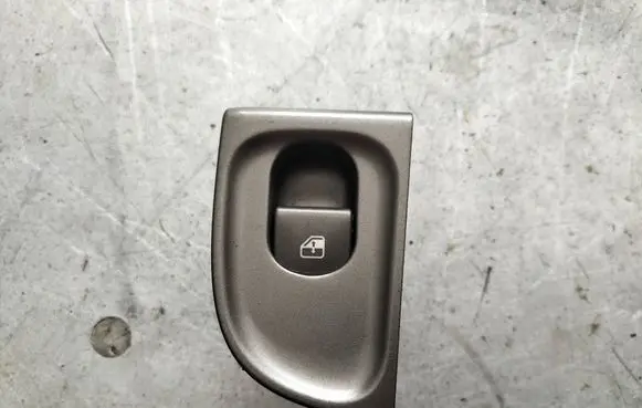 Lancia Thesis Quarter vent window switch A223 11501