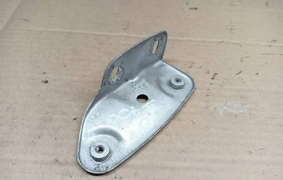 Skoda Octavia Mk2 (1Z) Fender mounting bracket 1Z0821142A 12111