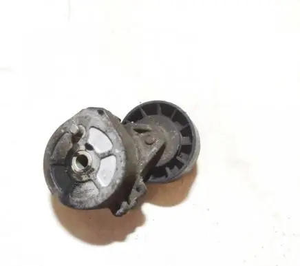 Alfa Romeo 156 Generator/alternator belt tensioner