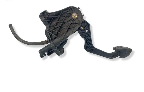 Volkswagen Cross Touran I Clutch pedal 1T1721059ag 1K0721388B