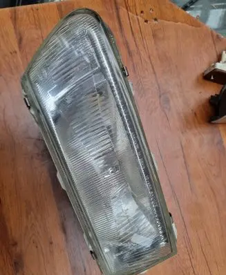 Mitsubishi Carisma Headlight/headlamp 14526000