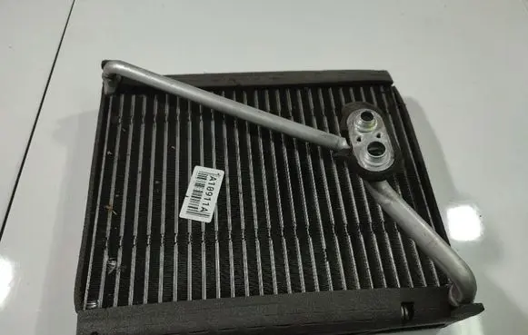 Peugeot 4007 A/C cooling radiator (condenser)