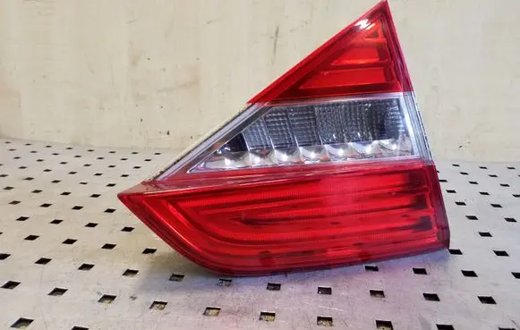 Skoda Superb B6 (3T) Tailgate rear/tail lights 3T5945093B
