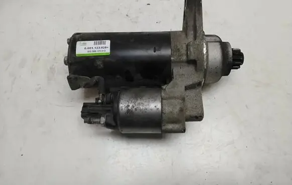 Volkswagen Multivan T5 Starter motor 0001123028 300588123010