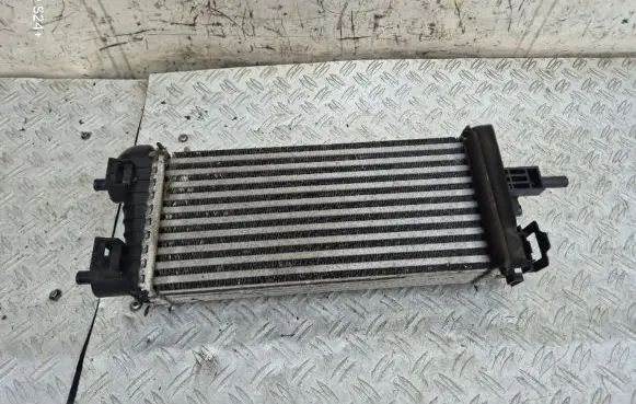Ford Focus Intercooler radiator CV619L440VC X1436002