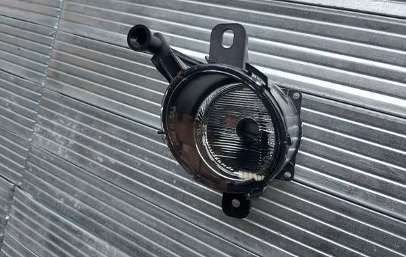 Opel Zafira B Front fog light 195986112