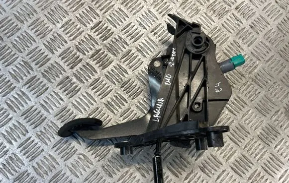 Renault Laguna III Clutch pedal 465030297R ITG148