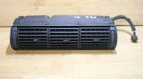Audi A4 S4 B5 8D Dash center air vent grill 8D1820951