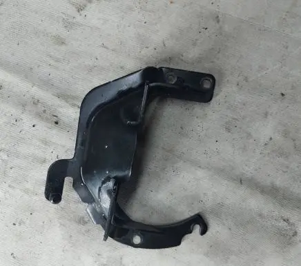 Ford Kuga I Fuel filter bracket/mount holder C83FA