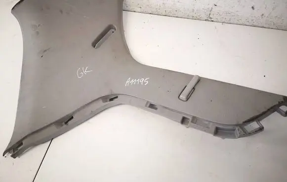 Toyota Yaris (D) pillar trim (bottom) 624720D110