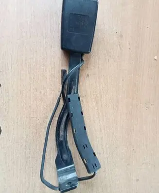 Volkswagen PASSAT B6 Front seatbelt buckle 3C0857756