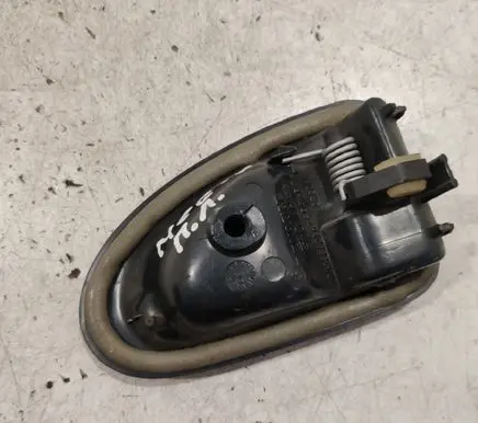 Renault Megane I Front door interior handle 7700830078