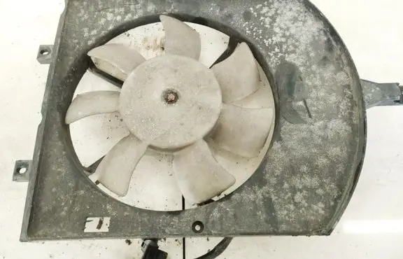 KIA Clarus Radiator cooling fan shroud
