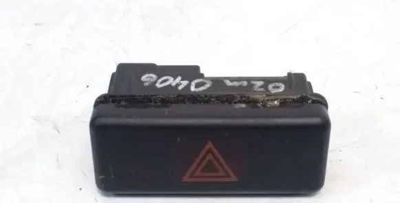 BMW 5 E39 Hazard light switch 8350947