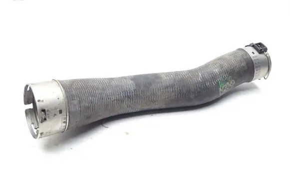 BMW 3 F30 F35 F31 Intercooler hose/pipe 7597591