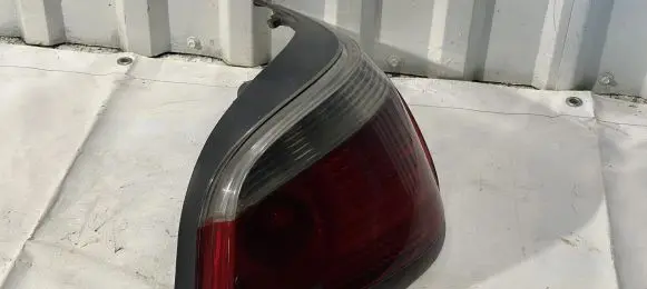 BMW 5 E60 E61 Rear/tail lights 6923306