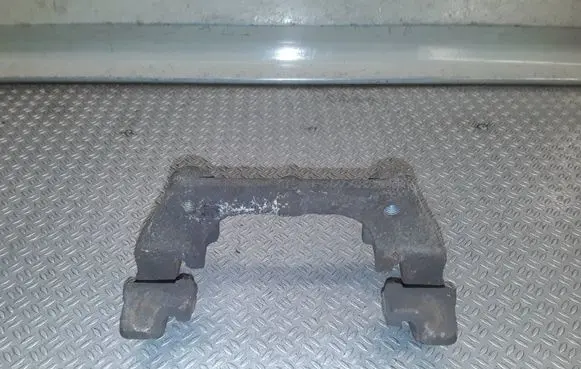 Volvo C30 Brake caliper pad carrier rear