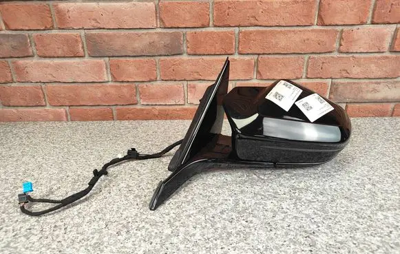 BMW i5 G60 Front door electric wing mirror 5A841A1