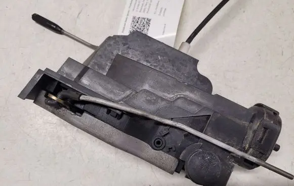 Mercedes-Benz A W168 Front door lock