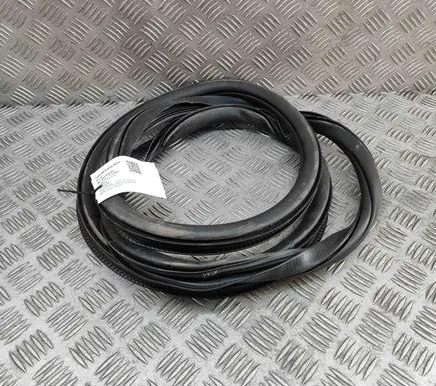 Audi Q4 Sportback e-tron Rubber seal rear door 89A833721