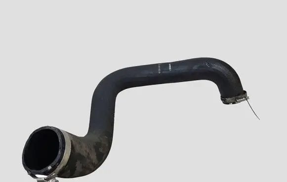 Ford Galaxy Intercooler hose/pipe DS736F072DG