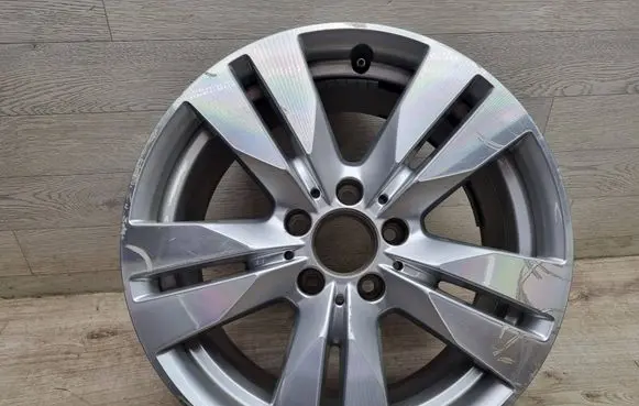 Mercedes-Benz E W212 R17 alloy rim A2124010402