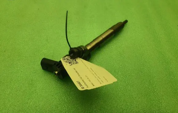BMW 2 F45 Fuel injector 0445110613 8514146