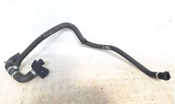 Mercedes-Benz SL R231 Engine coolant pipe/hose A2315015382