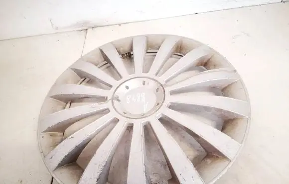 Opel Astra G R15 wheel hub/cap/trim 