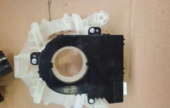 Suzuki Kizashi Steering angle sensor 3744057L 4960B0D