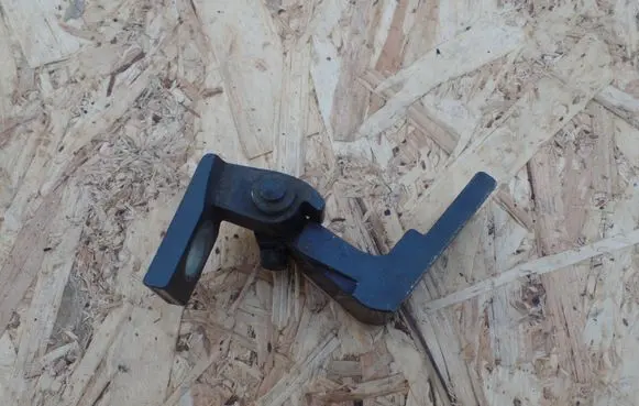 Audi A6 S6 C5 4B Front door upper hinge XS4