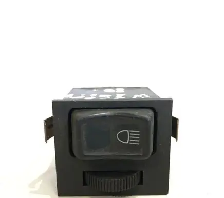 Volkswagen Jetta I Light switch 321941531G